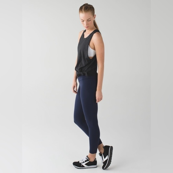 Lululemon Tie & Go Soft Pima Cotton Lightweight Tank in Heathered Black Sz 6 - Picture 6 of 12
